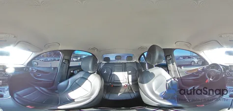 2015 Mercedes-Benz C 300 из США, поврежденный, VIN 55SWF4JB5FU074233